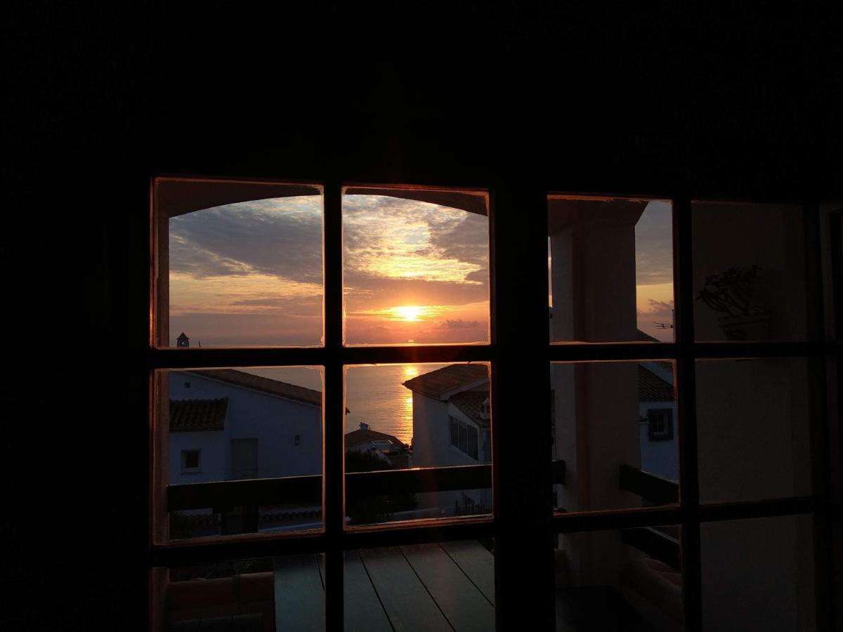 Bungalow Mediterraneo ซานตาโปลา ภายนอก รูปภาพ