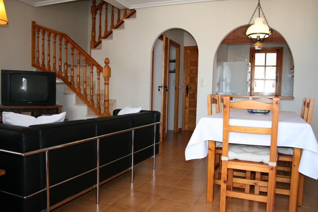 Bungalow Mediterraneo ซานตาโปลา ห้อง รูปภาพ