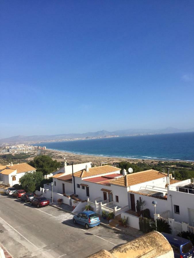 Bungalow Mediterraneo ซานตาโปลา ภายนอก รูปภาพ
