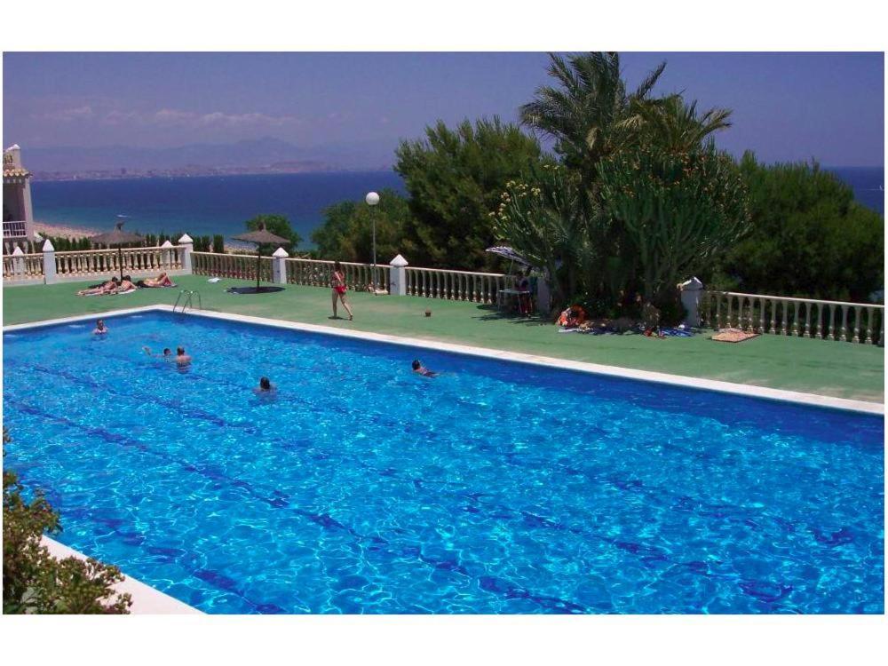 Bungalow Mediterraneo ซานตาโปลา ภายนอก รูปภาพ